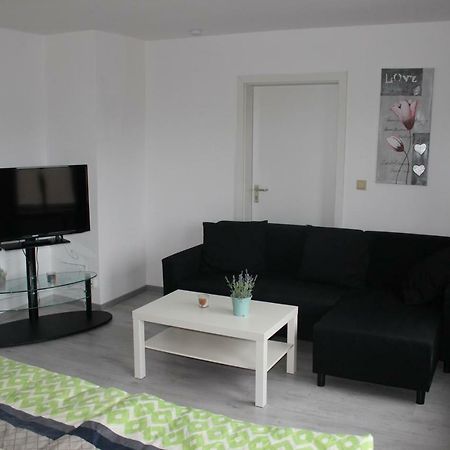 Gut Gelegenes Appartment Mit Wifi, Parkplatz, Wama, Trockner Usw. Кайзерслаутерн Экстерьер фото