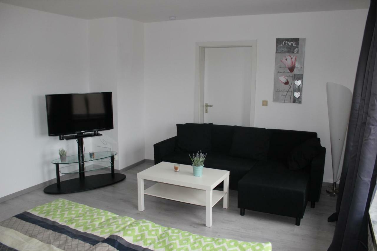 Gut Gelegenes Appartment Mit Wifi, Parkplatz, Wama, Trockner Usw. Кайзерслаутерн Экстерьер фото